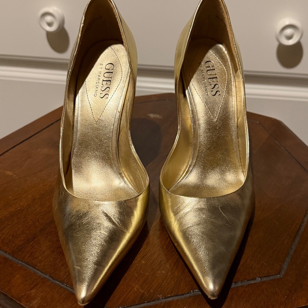 Metallic Gold Pumps by Guess by Marciano - size 8.5 - Picture 5 of 9